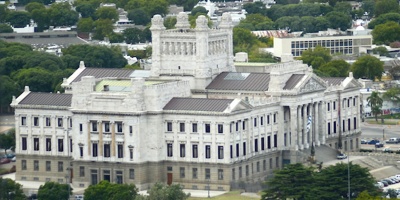 El directorio de la Caja de Profesionales no comparte el contenido del proyecto de ley de salvataje presentado por el Ejecutivo para su salvataje 