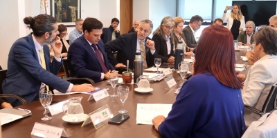 Revisan el programa de oportunidad laboral y las transferencias que se hacen a los gobiernos departamentales