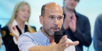 El candidato comunal capitalino  Martin Lema le present� al sector del transporte sus propuestas de movilidad 