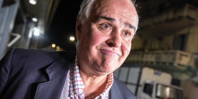 Denuncian a hermana de Penad�s 