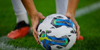 Defensor Sporting y Pearol se enfrentan a las 21.30