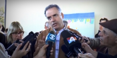El presidente de la Repblica dijo 'no estar en desacuerdo' con exigir un libre de duda a las autoridades del gobierno