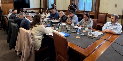 Hay pocas respuestas y muchas complicaciones para los trabajadores de la industria lctea, seal el ministro de Trabajo 