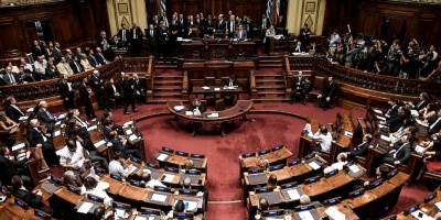 Proyecto de ley de la Caja de Profesionales: El financiamiento sigue siendo el punto de discrepancia entre oposici�n y oficialismo 