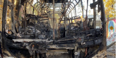 Un mnibus de excursin liceal, con ms de 30 alumnos y sus profesores se incendi en Reducto