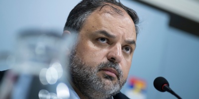 El senador frenteamplista Anbal Pereyra cuestion que la fiscal Sandra Fleitas haya resuelto la formalizacin de Carrera en pocos das