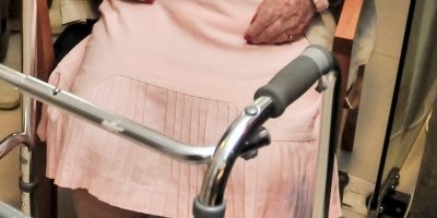 Tacuaremb: Clausuran residencial y rescatan a 32 ancianos en condiciones inhumanas 