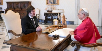 Len XIV y Milei abogan por una paz "urgente" durante su primer encuentro en el Vaticano