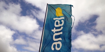 Desde el sindicato de Antel llaman a estar atentos a la salida al mercado del Grupo Clarn, nuevo propietario de Movistar Uruguay