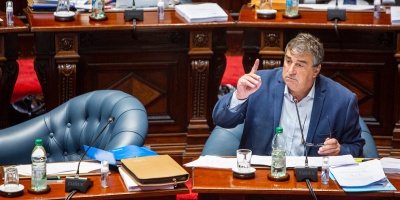 Senador del Partido Nacional cuestion los tiempos del gobierno en estos 100 das