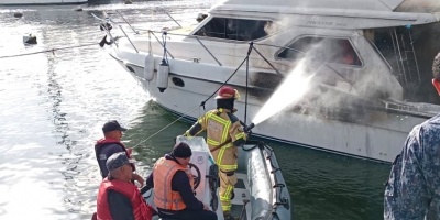 Embarcaci�n en Punta del Este tom� fuego por causas a�n no establecidas