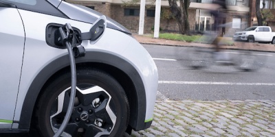 El 15,2% de los vehículos que se vendieron en Uruguay, son eléctricos.
