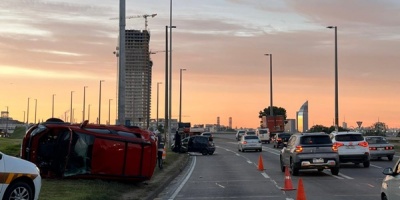 Mujer de 52 años resultó lesionada tras siniestro de tránsito en Accesos a Montevideo
