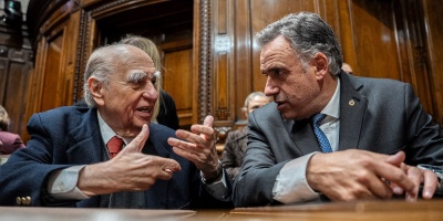 La Asamblea General en una sesin extraordinaria homenaje al  exsenador y exvicepresidente de la Repblica, licenciado Hugo Fernndez Faingold