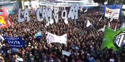 Militantes se movilizan en apoyo a Cristina Fernndez de Kirchner