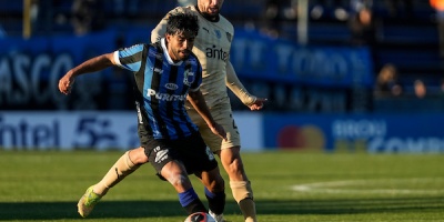 Contina la polmica por el gol anulado a Pearol	