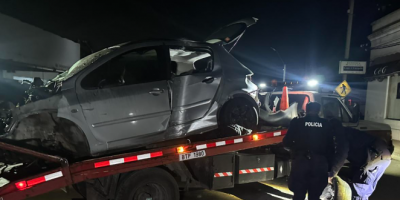 Un joven de 26 aos falleci en Florida tras chocar su auto contra una columna de alumbrado pblico