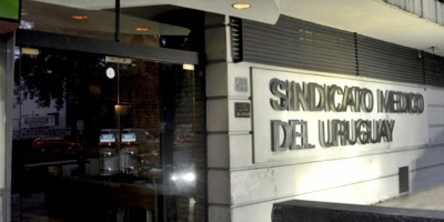 Trabajadores de la salud no comparten las propuestas que se manejan para el salvataje de la Caja de Profesionales
