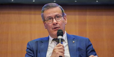 El prosecretario de la Presidencia, Jorge D�az, dijo que �la situaci�n fiscal es compleja� y recalc�, �vamos a salir�