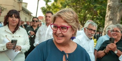 La ministra de Defensa, Sandra Lazo, dijo que "est el compromiso de trabajar en el tema de los salarios ms bajos en el Ejrcito"