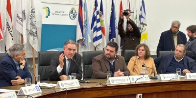 Hubo acuerdo entre el Gobierno y las Intendencias por las partidas presupuestales  