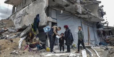 El jefe de DDHH de la ONU denuncia las "intolerables imgenes" de palestinos "muriendo de hambre" en Gaza