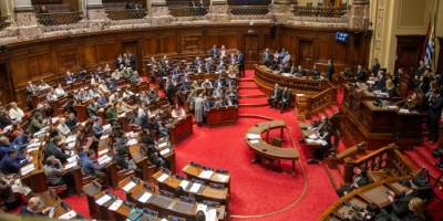 Tras una votaci�n dividida, el Parlamento aprob� la integraci�n de Juan Miguel Petit al directorio del INDHH