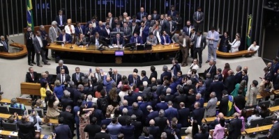 Congreso brasileo logra abrir sesin tras bloqueo de 30 horas