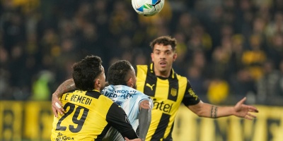 Pearol peg primero y venci a Racing 1 a 0 en Copa Libertadores