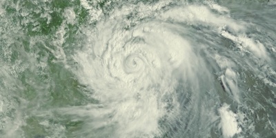 El tifn 'Kajiki' toca tierra en el noreste de Vietnam con fuertes vientos y precipitaciones