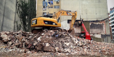Un accidente laboral fatal en Sayago se cobr la vida de un trabajador que operaba una retroexcavadora