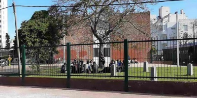 La suspensin de la implementacin de cmaras faciales en el liceo de Piripolis dej en evidencia una clara improvisacin