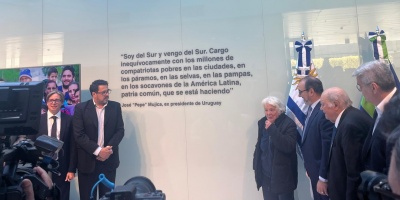 El expresidente Jos Mujica fue homenajeado en la CAF