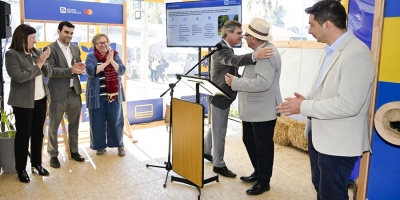 Presentaron en el stand del BROU de la Rural del Prado el plan de financiacin para silvopastoreo.