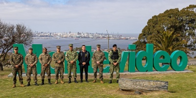 Defensa asegura que los marines estadounidenses realizaron maniobras sin municin; la oposicin sostiene que fueron maniobras militares