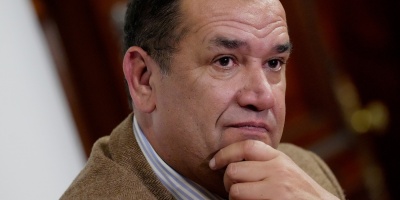 El senador  Sebastin Da Silva, llam a tener cuidado con el relato de Fernando Pereira que seala que el pas est fundido