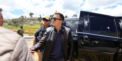 El presidente de Ecuador, Daniel Noboa, result ileso tras ser atacado a balazos en su vehculo