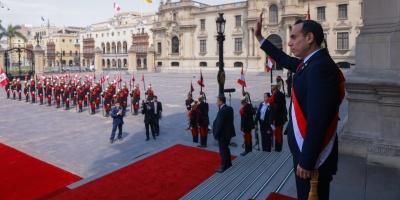 El nuevo presidente de Per llama a la "calma" y fija la lucha contra la delincuencia como principal objetivo