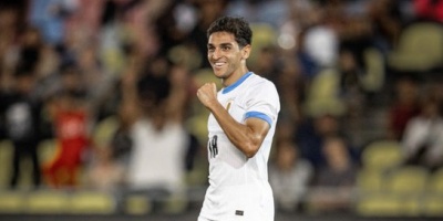 Uruguay derrot a Uzbekistn 2-1