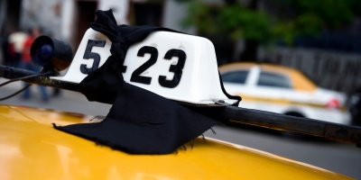 Confirman que cuerpo hallado en incendio era del taxista desparecido
