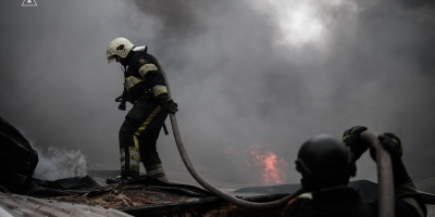 Ucrania denuncia al menos un muerto y una decena de heridos en un nuevo bombardeo ruso sobre Kiev
