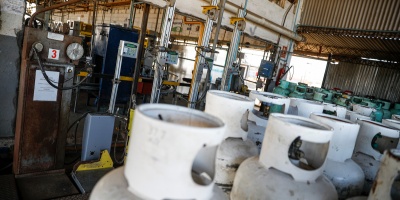 Trabajadores de Montevideo Gas paran y bloquean el ingreso a la empresa este lunes desde las 7 de la maana