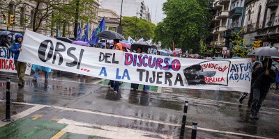 Con reclamos por salario, trabajo, presupuesto y criticas a Oddone el PIT-CNT realiz un paro parcial