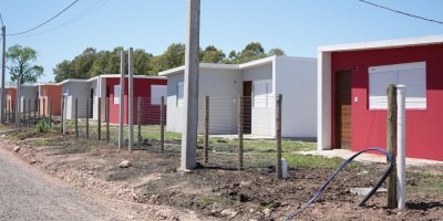 Se entregaron 83 viviendas en Paysand a familias que vivan en asentamientos 