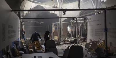 La COP30 desaloja el pabelln de negociaciones en Belm (Brasil) por un voraz incendio