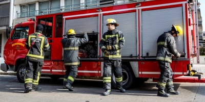 Unincendio de proporciones se registr en un depsito defuegos artificiales en el barrio Reus 