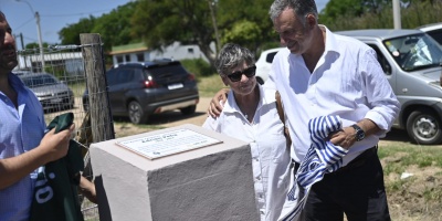 Gobierno rinde homenaje a Adrian Pea en San Bautista