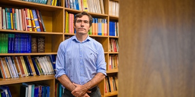 Hobbins encabeza la lista 10 a elecciones de la Caja de Profesionales