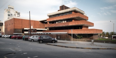 Horarios: AEBU denuncia "actitud soberbia" de la Asociacin de Bancos