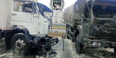 Un conductor result� grave tras un accidente que involucr� a cami�n militar 